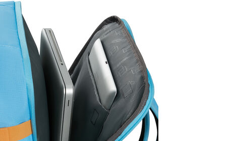 Laptop compartment 15.6"