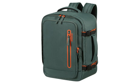 Uppfyller Ryanairs och Wizz Airs storlekskrav för gratis kabinbagage ombord