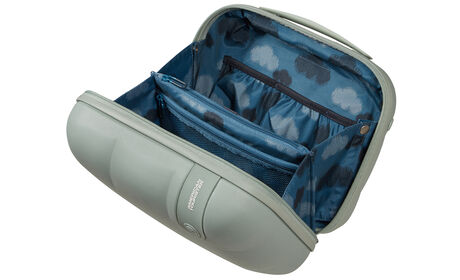 Packa bland molnen