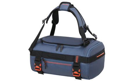 Uppfyller Ryanairs, Vuelings och Wizz Airs storlekskrav för gratis kabinbagage ombord