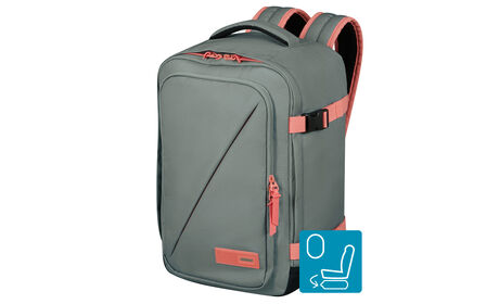 Fitting ryanair free-on-board cabin bag policy