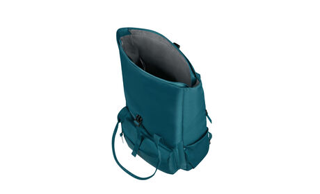 Large main compartment