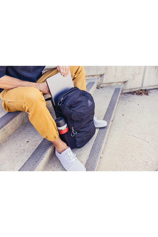 Gregory  RETNA 20  Mesa Brown