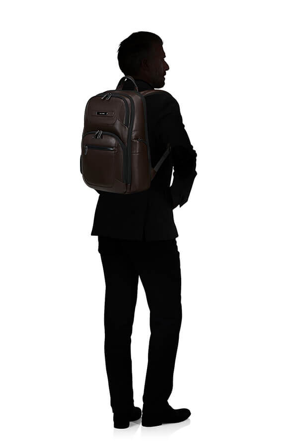 Pro-Dlx Leather Ryggs&auml;ck 15.6"