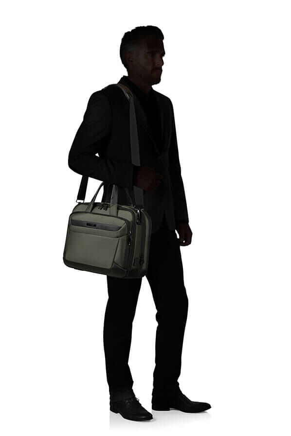 Samsonite Pro-Dlx 6 Bailhandle Expandable 15.6'  Green