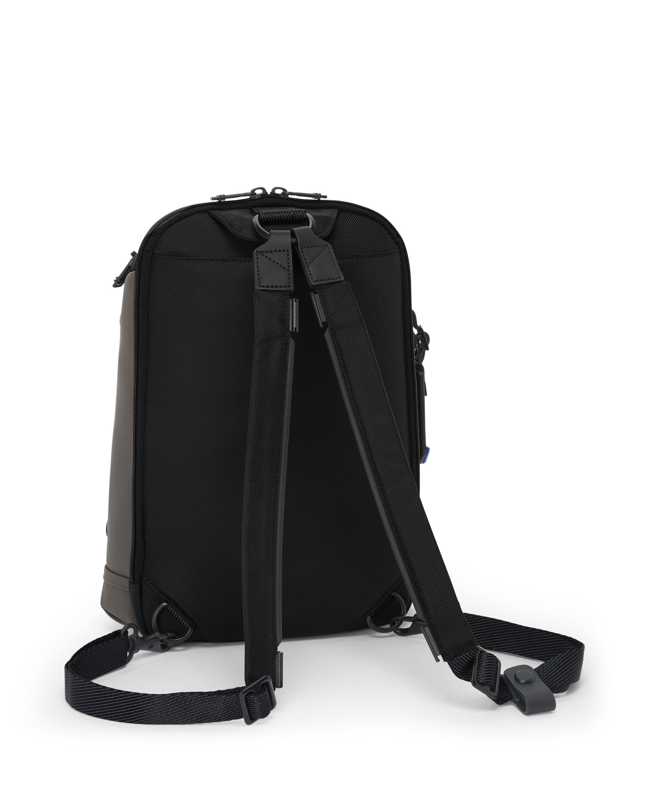 Alpha Bravo Sling Bag | TUMI Knight Sling