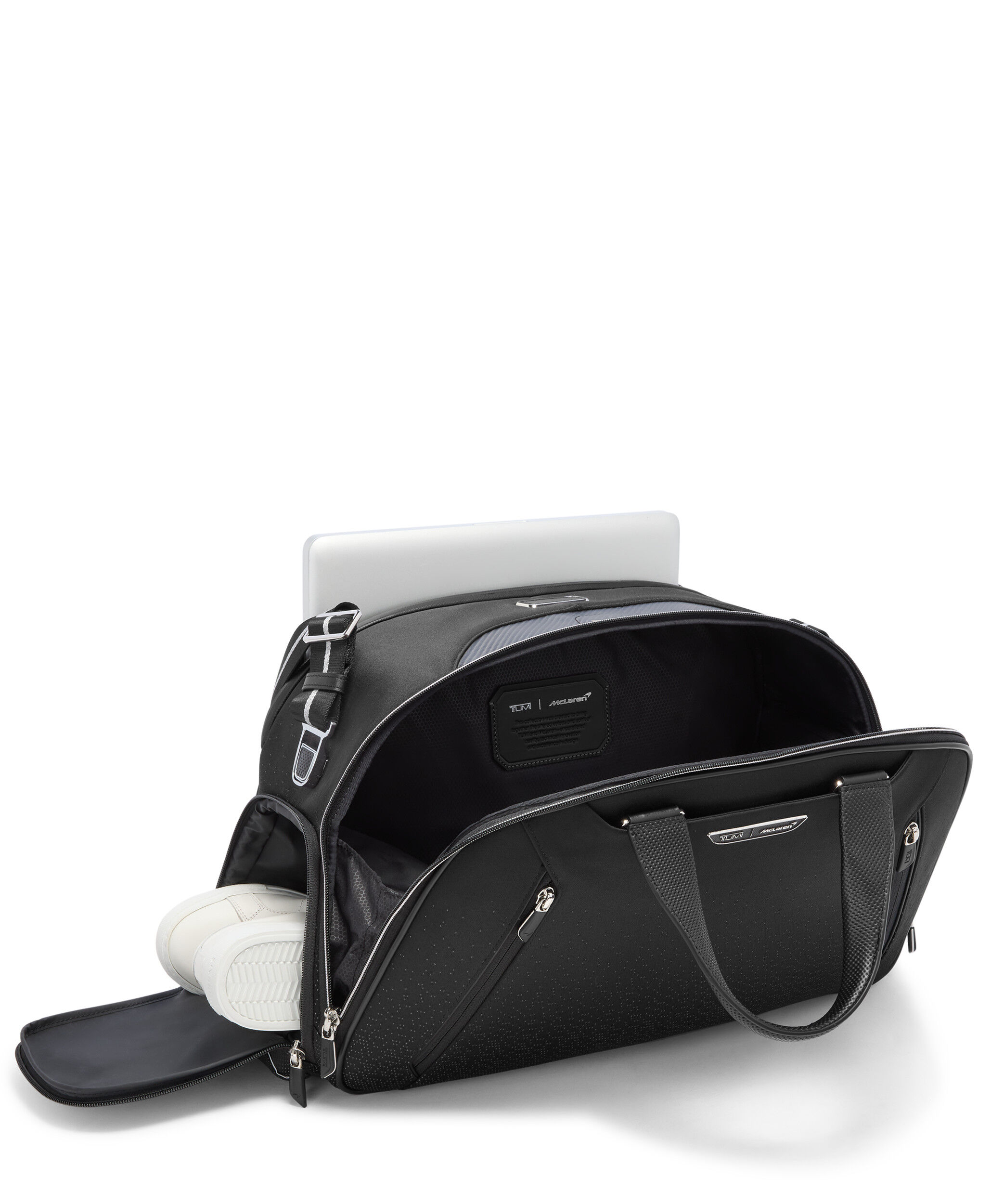 TUMI McLaren Duffelv&auml;ska